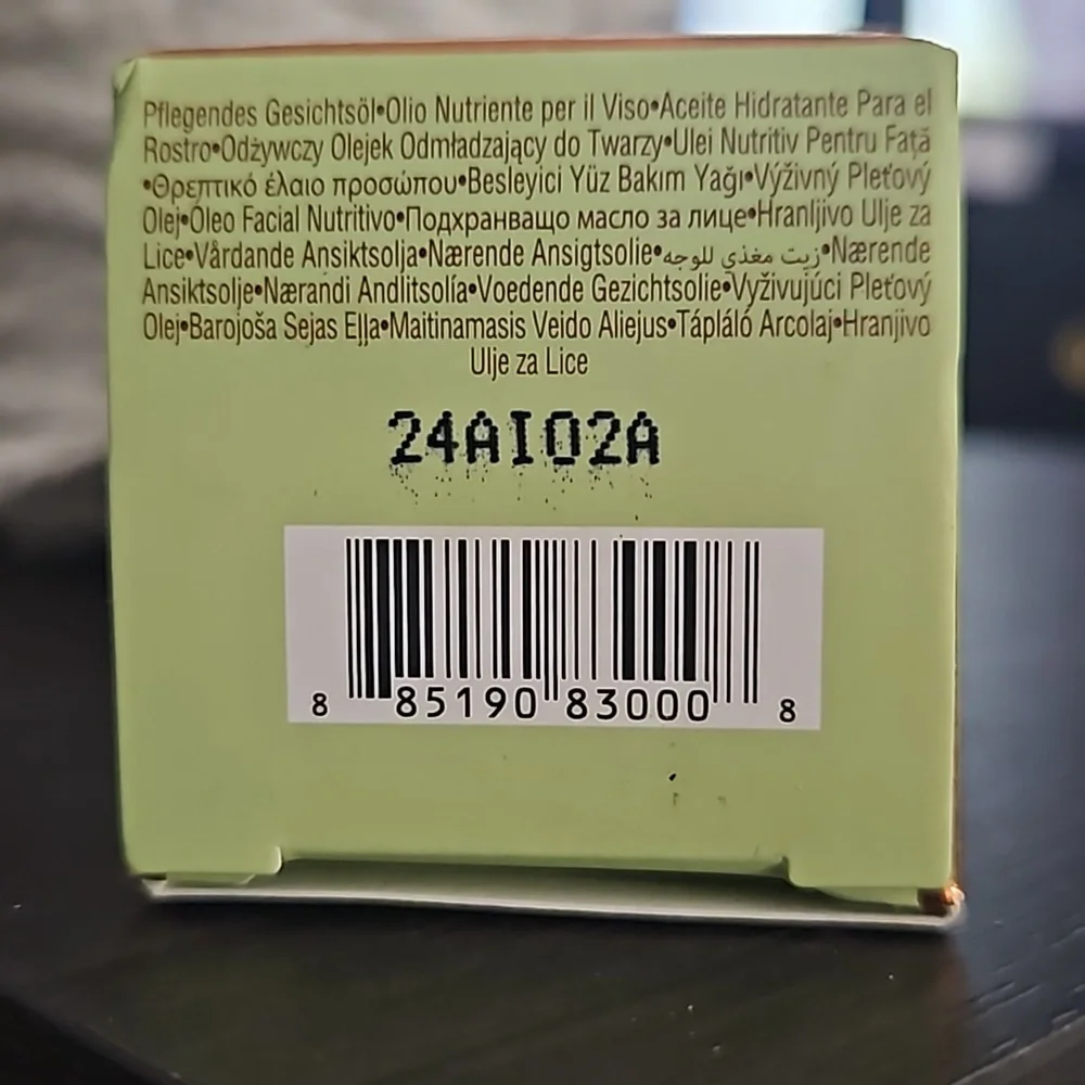 Pixi skintreata rose oil blend, 1 fl .oz nourishing face oil. New. - Picture 7 of 7